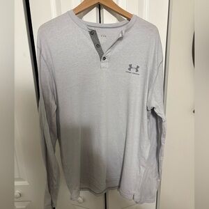 Men’s Under Armour Gray XL Henley Long Sleeve Heatgear Shirt